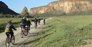 Mountain Biking at Hells Gate